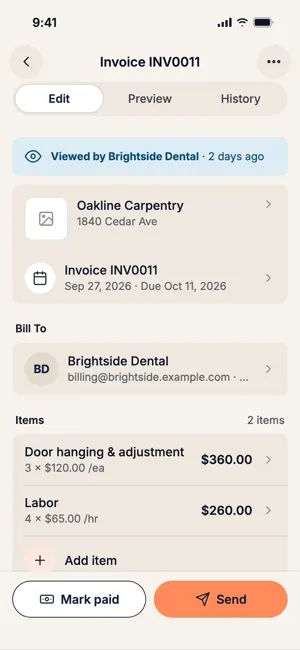 FastPay invoice editor with client, line items and totals.